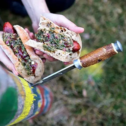 Choripan — chorizo-baguette mit chimichurrisauce - Campingaz & Coleman
