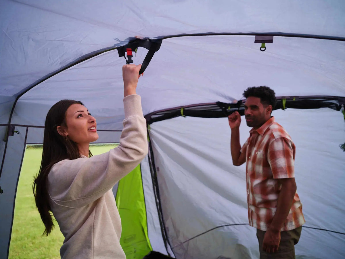 Coleman FastPitch Victoria Falls 4 BlackOut Familienzelt | 4 Personen  Zelt Campingaz & Coleman
